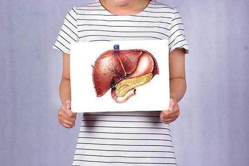 降压|戒酒对高血压患者来说,是好事还是坏事?听听医生如何解释