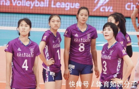 浦柔|又一女排30岁名将正式退役!在排球赛场征战15年,副攻接应双面手