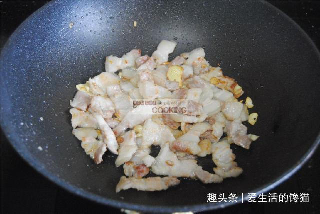 原来正宗的小炒肉是这样做,教你几个小技巧,每一步都很实用