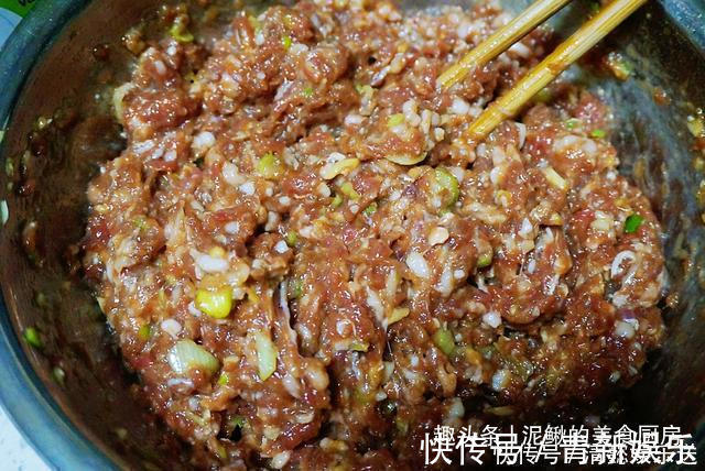 蒸包子，记住不要直接上锅蒸，技巧教您，松软好吃，超级简单