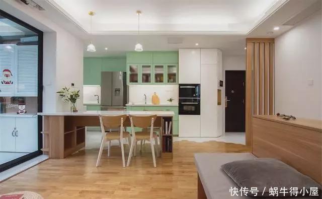 西厨|89㎡两室改三室，客厅不买沙发，舍弃电视墙，围合卡座很实用