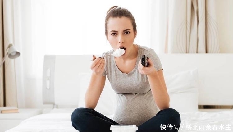 话语权|一怀孕就辞职和坚持上班的孕妇3个差异很明显,过来人:悔不当初