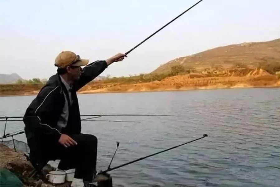 冬天冷，上鱼不够快，果断换用这2套钓法，大板鲫上了一尾又一尾