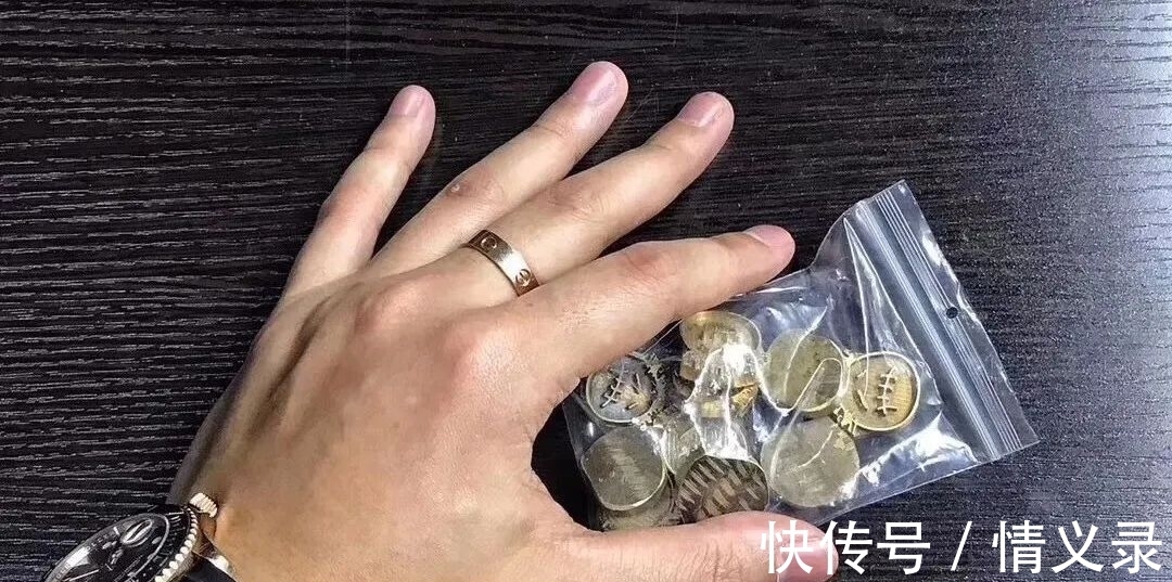 倒钩|藤原浩倒钩闪电aj1最强横向对比测评 中底拉邦皮料剪裁差的是正?