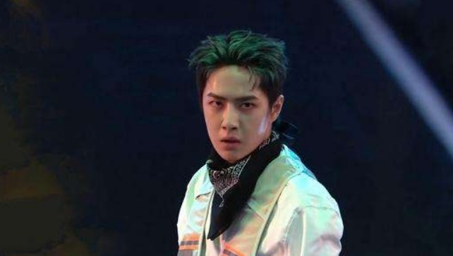 王一博“老师”翻车,参加当红选秀节目,屁股还没坐热就被淘汰