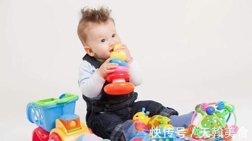 生石灰|食品和玩具大多含有此物,若不小心进入孩子眼睛,聪明妈妈这么做