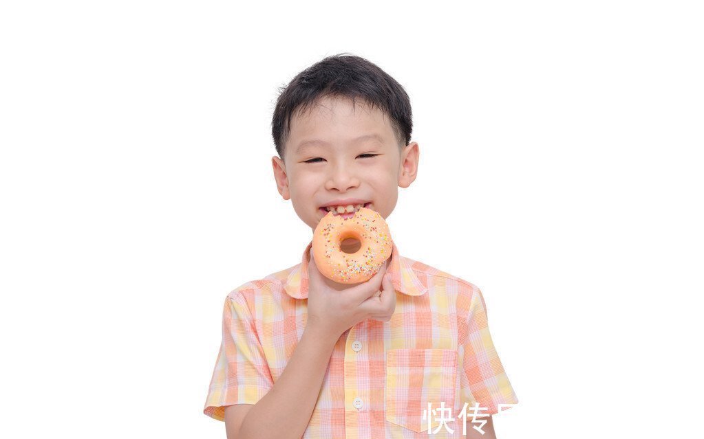 补钙|85岁儿科教授建议:四种食物易伤娃骨骼,父母最好别再喂