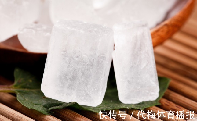 糖浆|“冰糖”和“白糖”有啥区别？成分差别太大，别再乱买了