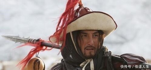 林冲|林冲在梁山资历比关胜高,为何关胜能超过林冲当上梁山五虎之首