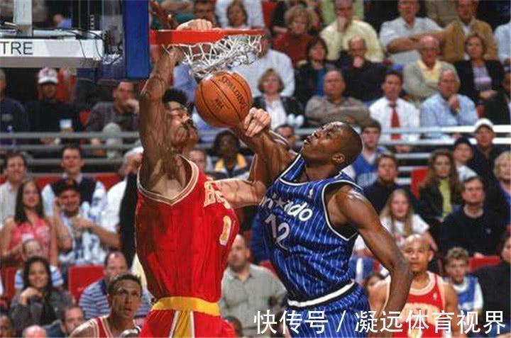 投篮命中率|姚明当年真的打爆霍华德了吗,两个人对位时都打出了什么数据?