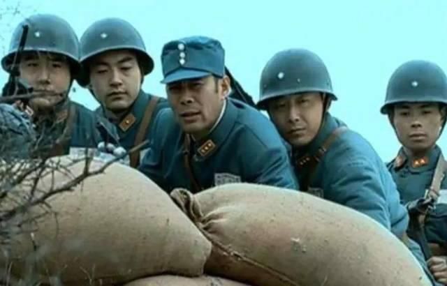 军服都|日本军队不同颜色的军服领章,到底如何判断属于什么兵种