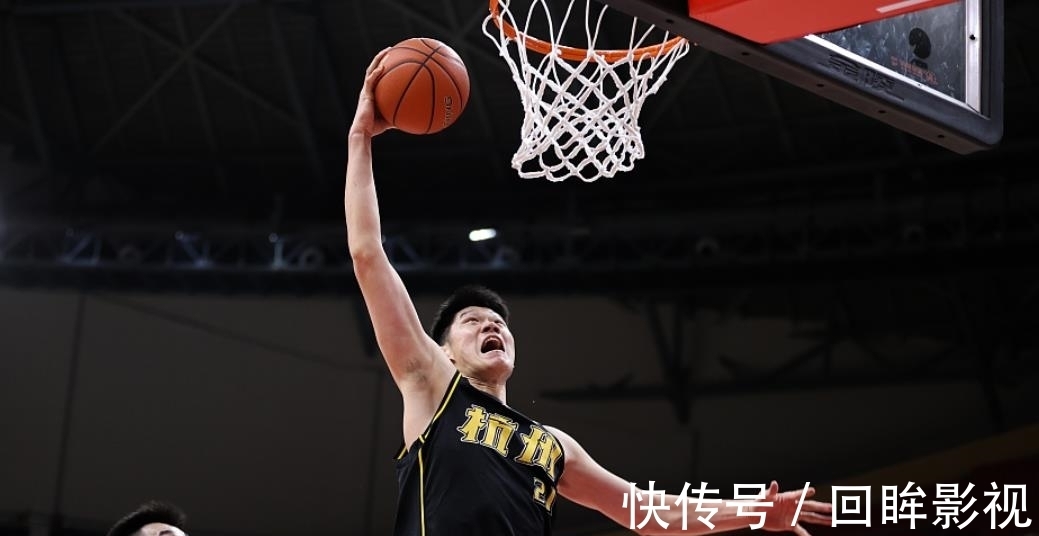 胡金秋|拒绝27分逆转,广厦险胜北京!胡金秋21+19怒吼庆祝,林书豪7中1