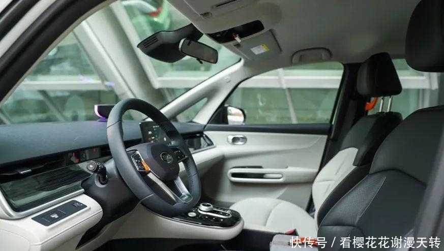 这件|滴滴开始“造车”,出门打车这件事将如何被改变?