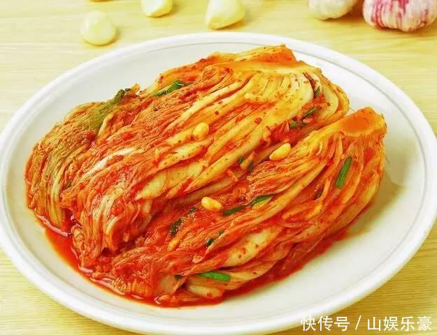 白菜怎样炒好吃教你一个新做法,好看又入味