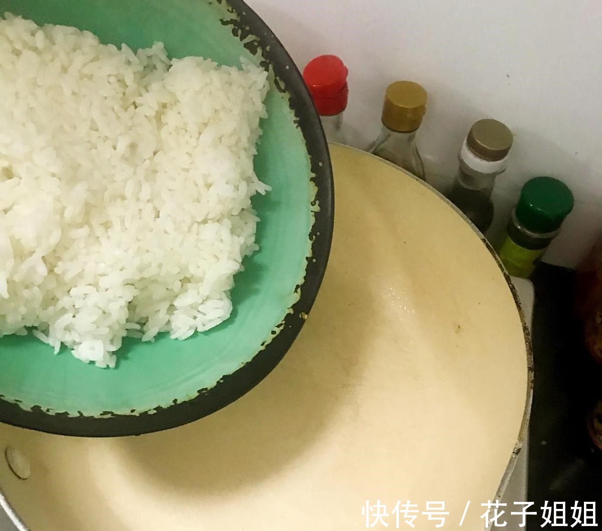 食材|好吃到流泪的别样蛋炒饭,食材丰富,好吃还好看!