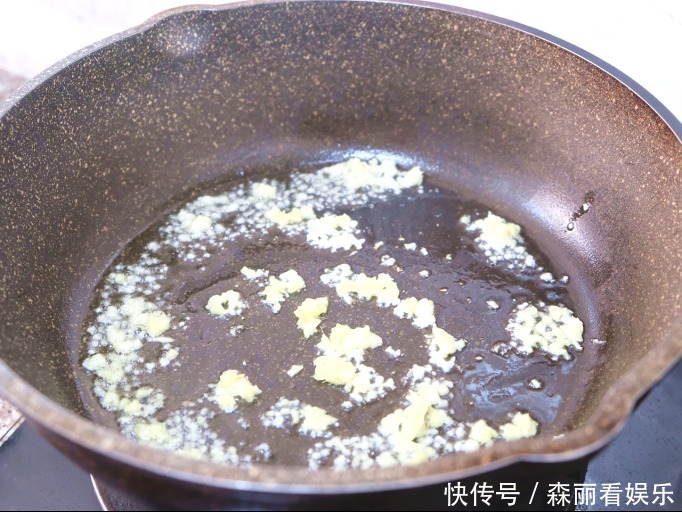 季节|又到了它正好吃的季节了,每次遇到买2斤,铁是菠菜的10倍还补钙