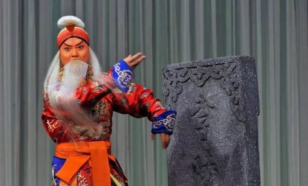 李陵碑|神秘的“李陵碑”