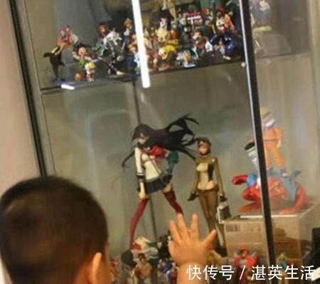 乔迁宴|熊孩子掰断20万手办,家长耍赖拒赔偿“几块破塑料,想讹钱吗”