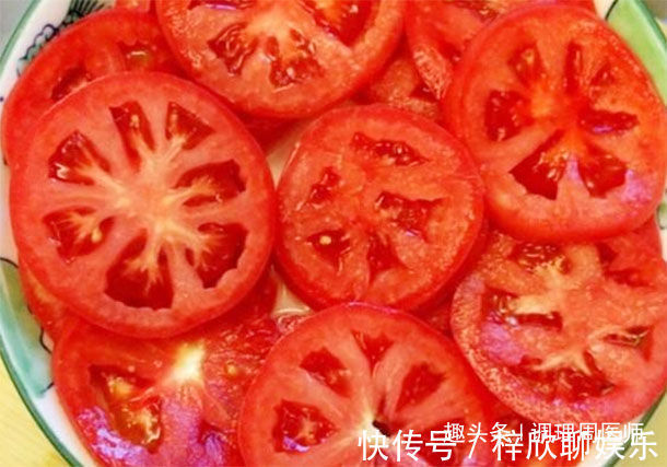 西红柿|女人40一支花,多吃这道“美容菜”,排毒养颜,祛斑抗皱,防衰老