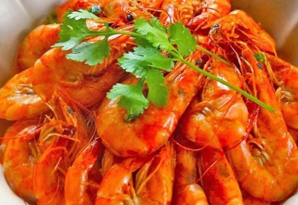 焖大虾|孩子多吃此食物,能有效提高身体免疫力,操作简单益健康