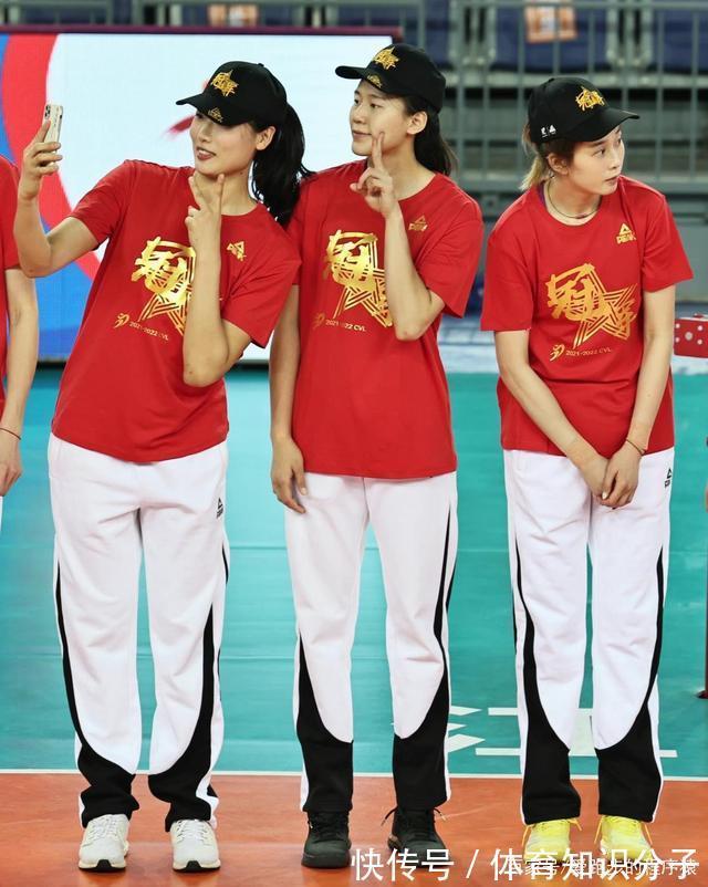 金软景|女排联赛冠军下线,“网红”刘晏含上线,学说淮安话“翻车”