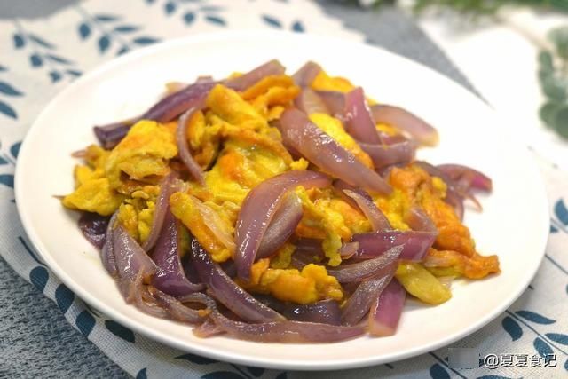 春天要多吃这菜，富含天然杀菌剂，和鸡蛋一起炒，下饭又解馋