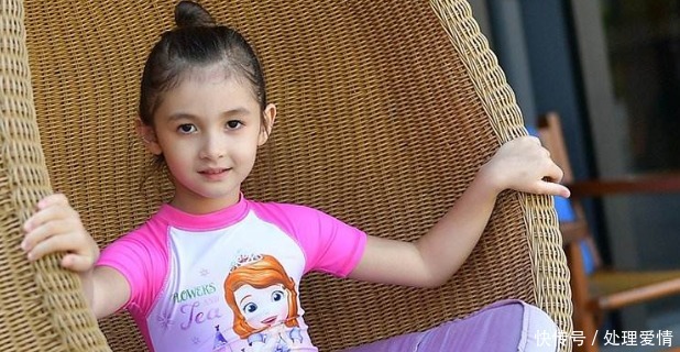 情感|学步期间,幼儿会发现在纸上胡写乱画,表达想法和情感的有趣方式