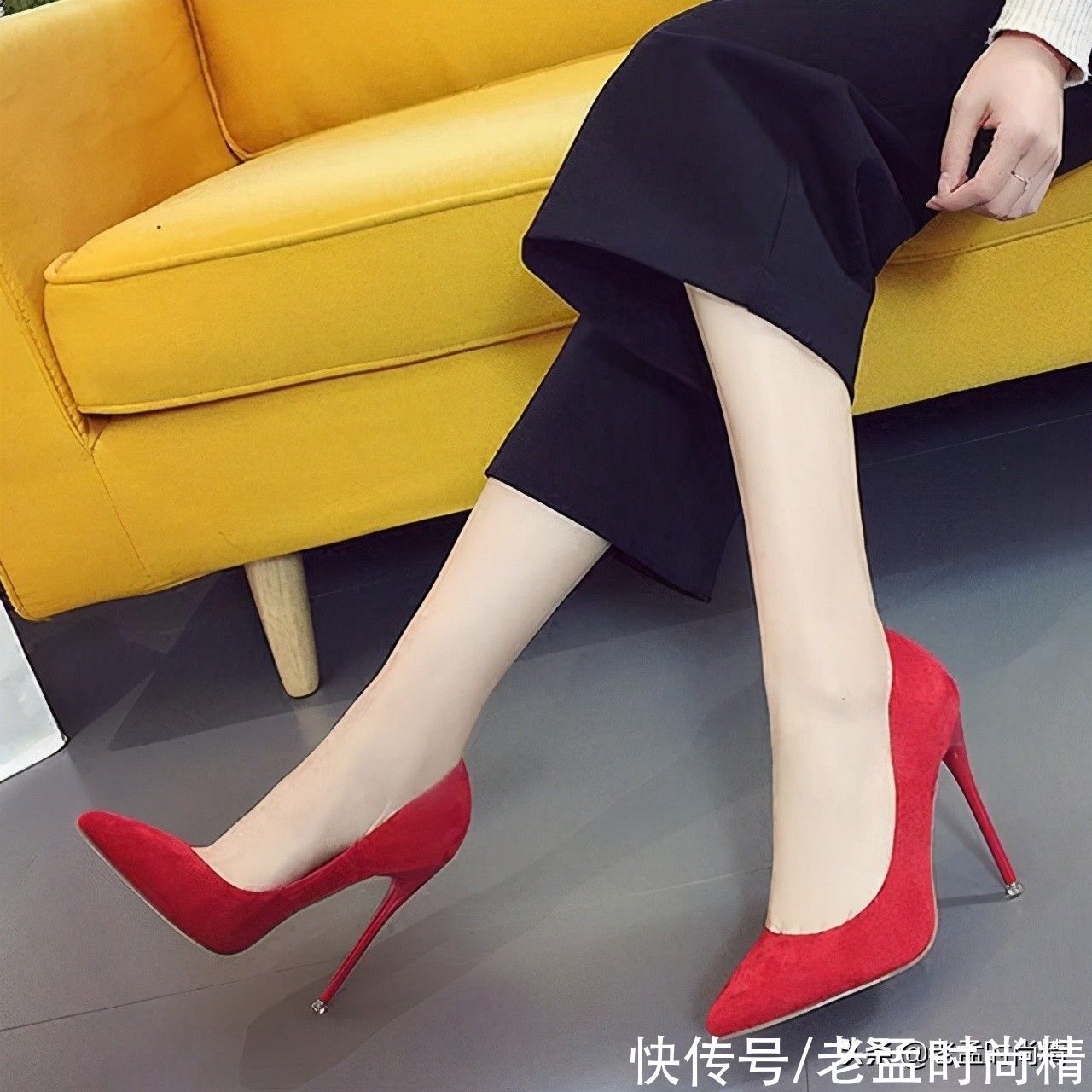 单鞋 热情如火的红色单鞋,永显青春活力,挑一款向青春宣誓的吧