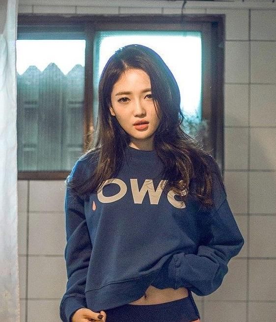 打底裤勾勒精致的风情,穿不好也会出丑