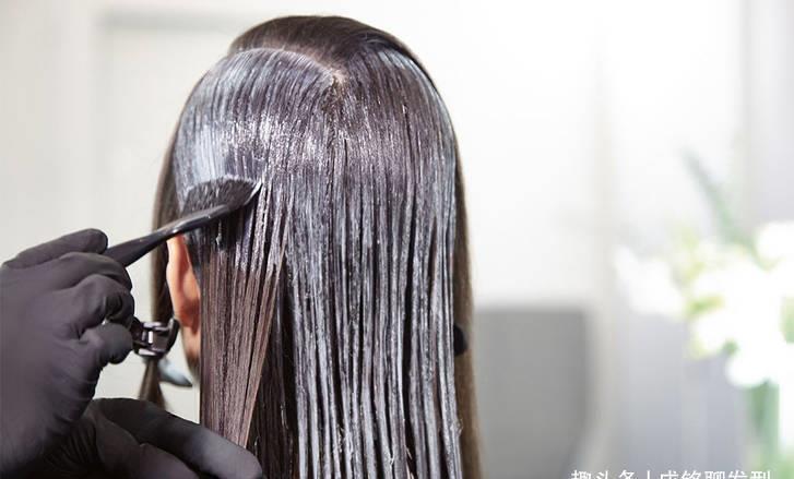柔顺|头发发质是沙发,干枯毛躁蓬松杂乱,这种发质该如何养护?