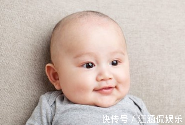 宝宝|孩子聪明不聪明,一岁前这三个表现就能看出来,你家孩子有吗