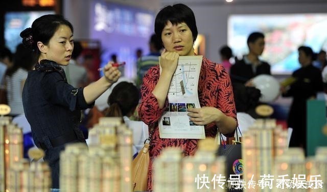 中间户|买房时，购房者该选择“中户”还是“边户”？建筑学家给出答案