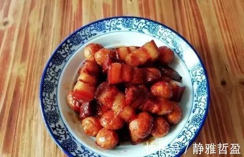 老同学来家里做客，做了5道家常菜，成本不到80元，大家都吃嗨了