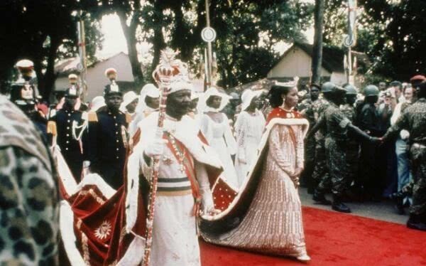 皇帝统治|世界历史最后一个帝国,国祚只有三年,开国和亡国都是同一个皇帝