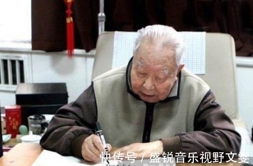 颜体$华国锋的“华氏颜体”为何被公认为书法珍品?