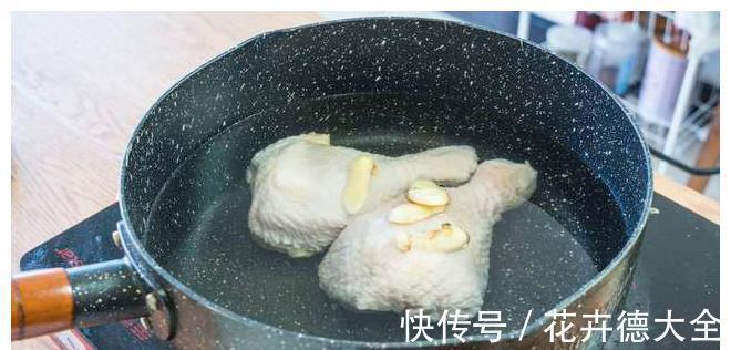 金针菇|宁可十天不吃肉，不可一日不食菌！8道菌类菜肴，荤素都有，收藏