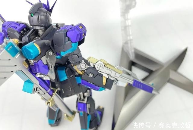 配色|这个配色估计又要被“讨论”了,rg牛改特殊配色