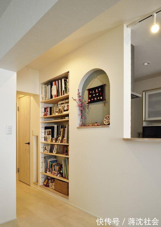 玄关|日本小户玄关不打鞋柜,墙面开槽做7cm深壁龛,满足一家人使用