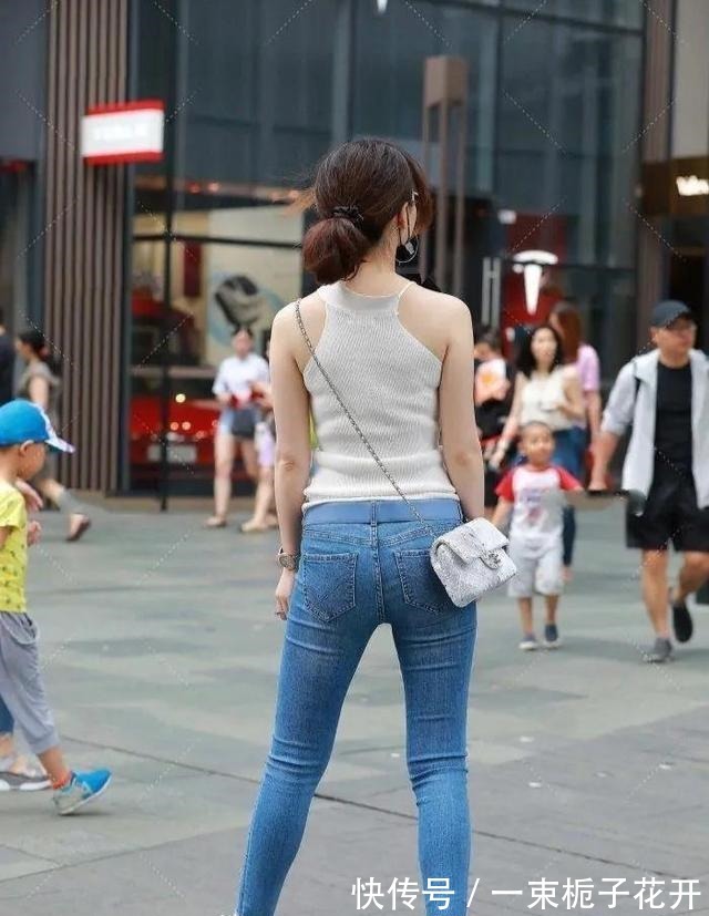 衬衣 整洁的打底裤更添时尚、风格,清新甜美!