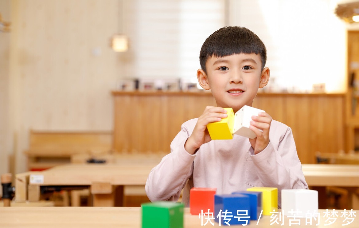 家长|比味精更可怕的调料,“偷走”了孩子身高,家长还当宝给孩子喂