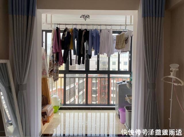 新家|终于搬新家了，全屋不吊顶，只走石膏线，简单又耐看，效果很满意