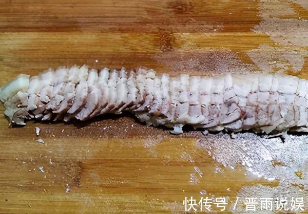 东北|东北经典美食“汆白肉”,做法简单又好吃,酸爽过瘾!