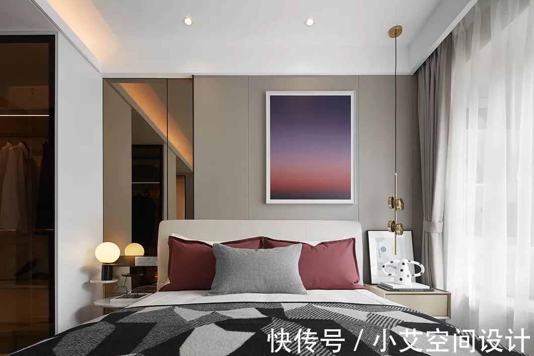 故宫红|116平软装设计,营造出安逸舒适的氛围