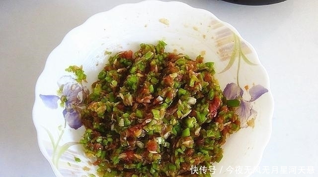 吃饺子试试这个馅,薄皮大馅,清香汁浓,饱含维C,越吃越喜欢!