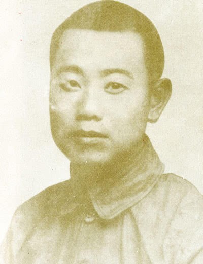 年授|八路军刚成立时,6位旅长都多大年龄?谁最年轻?55年授什么军衔