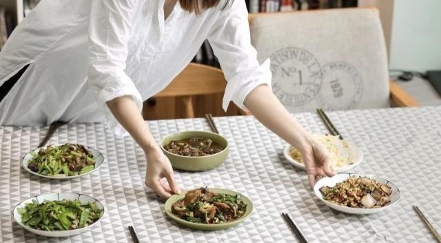 业主|这是什么神仙操作54平两居改三居,还能住下一家四口,太厉害了!