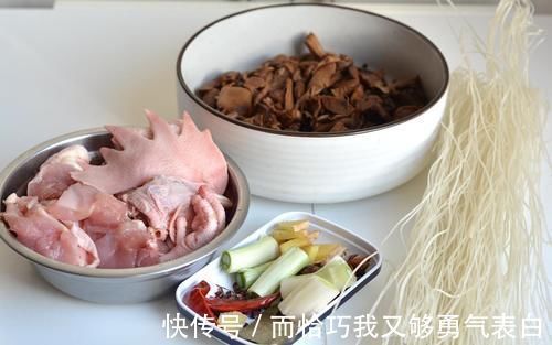 经典|它是东北八大炖之一，无法超越的经典，炖出东北的好客与温柔！