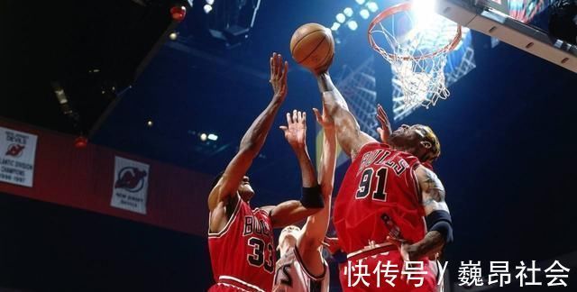 小技巧|如何聰明的爭搶籃板球？這些小技巧你需要學(xué)習(xí)