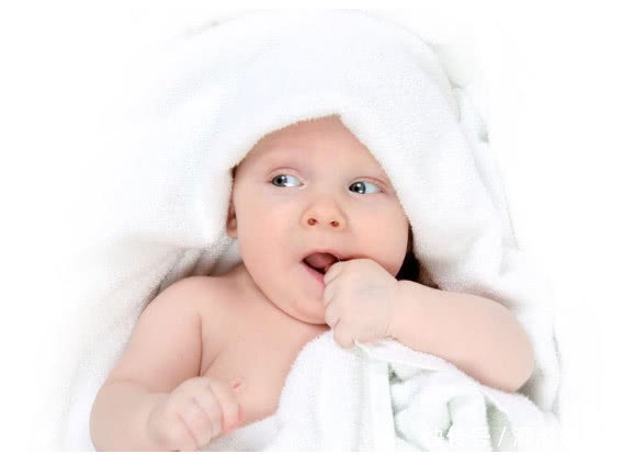 孕期|孕妈注意:不想宝宝变“脑瘫”,孕期最好避免以下3件事情