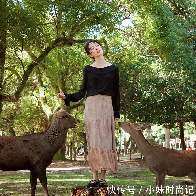 气质 森女系列女百搭裙装,气质清新脱俗,绝对不会跟别人撞衫